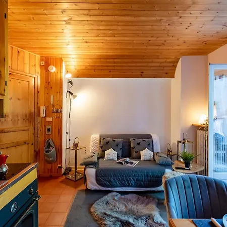 Apartment Chaberton Romantic Retreat In Out - Happy *