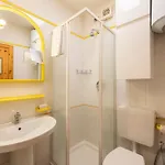 Апартаменты Chaberton Romantic Retreat In Out - Happy