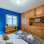 Chaberton Romantic Retreat In Out - Happy *