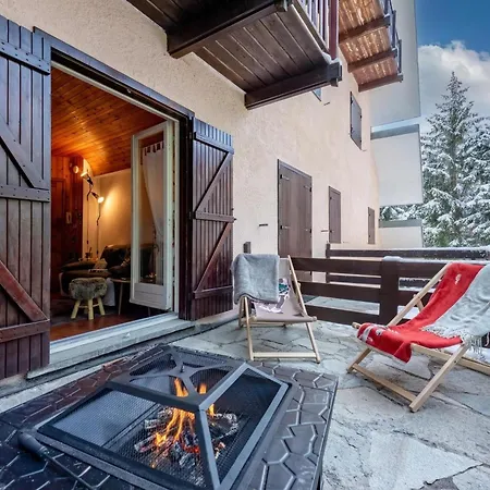Chaberton Romantic Retreat In Out - Happy